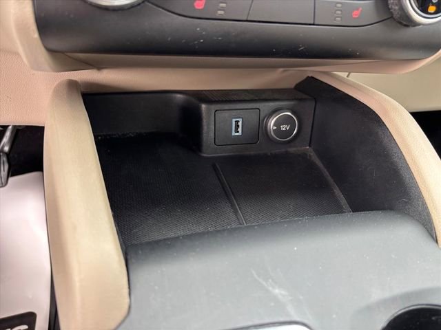 Used 2020 Ford Escape SE image 20