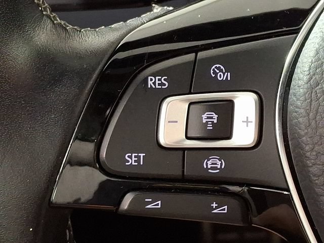Used 2021 Volkswagen Tiguan SE R-Line AWD/4WD image 21