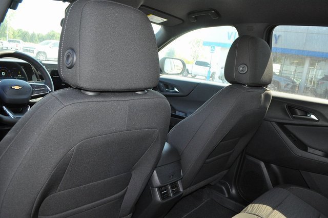 New 2026 Chevrolet Equinox LT image 12