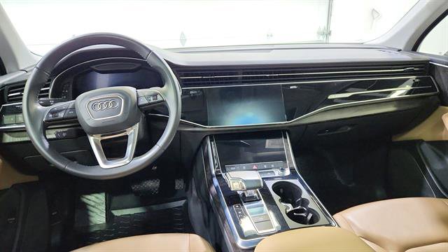 Used 2020 Audi Q7 3.0T Premium w/ Convenience Package image 25