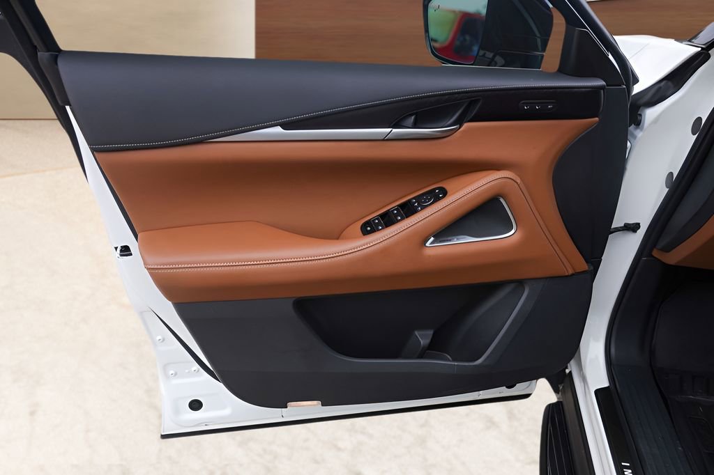 Used 2025 INFINITI QX60 Autograph w/ Lighting Package (N92) AWD/4WD image 22