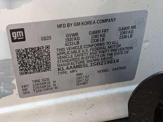 Certified 2025 Buick Encore GX Preferred FWD image 33