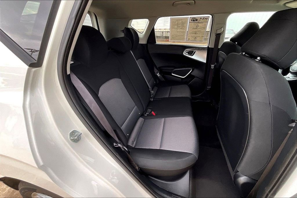 Used 2022 Kia Soul LX w/ Technology Package FWD image 26