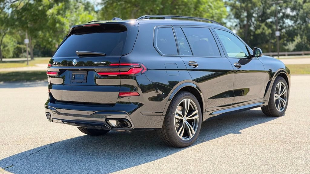 New 2027 BMW X7 xDrive40i w/ M Sport Package AWD/4WD image 8