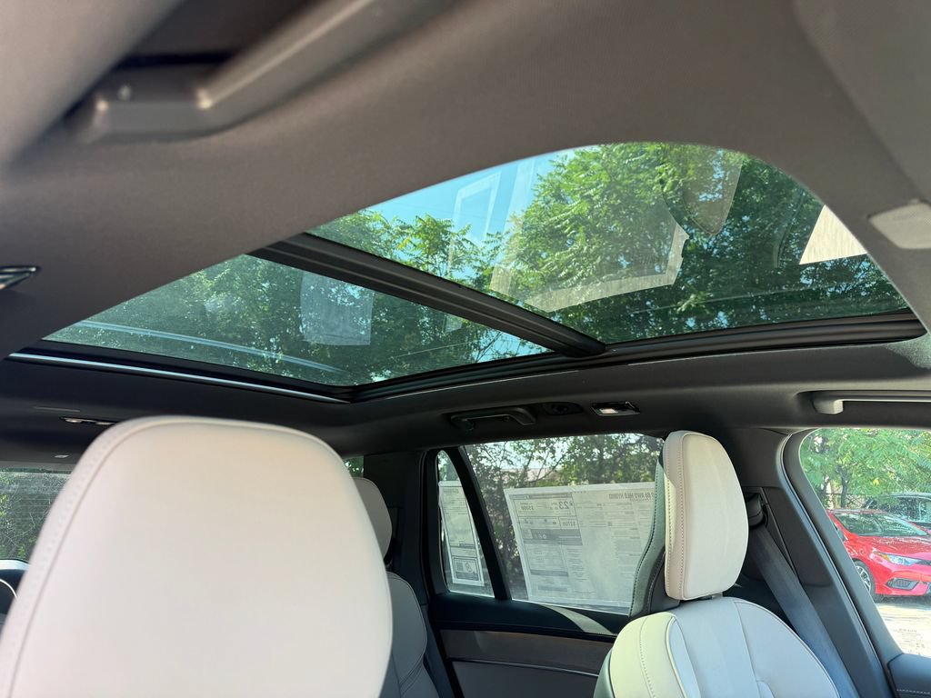 New 2026 Volvo XC90 B6 Plus w/ Protection Package Premier AWD/4WD image 10