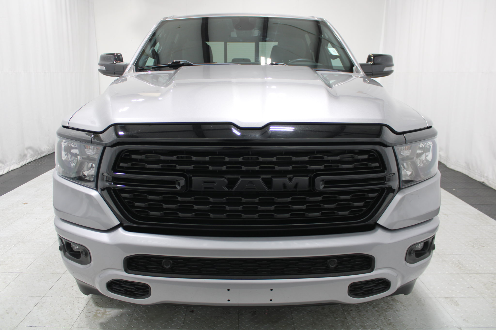 Used 2023 RAM 1500 Big Horn AWD/4WD image 3