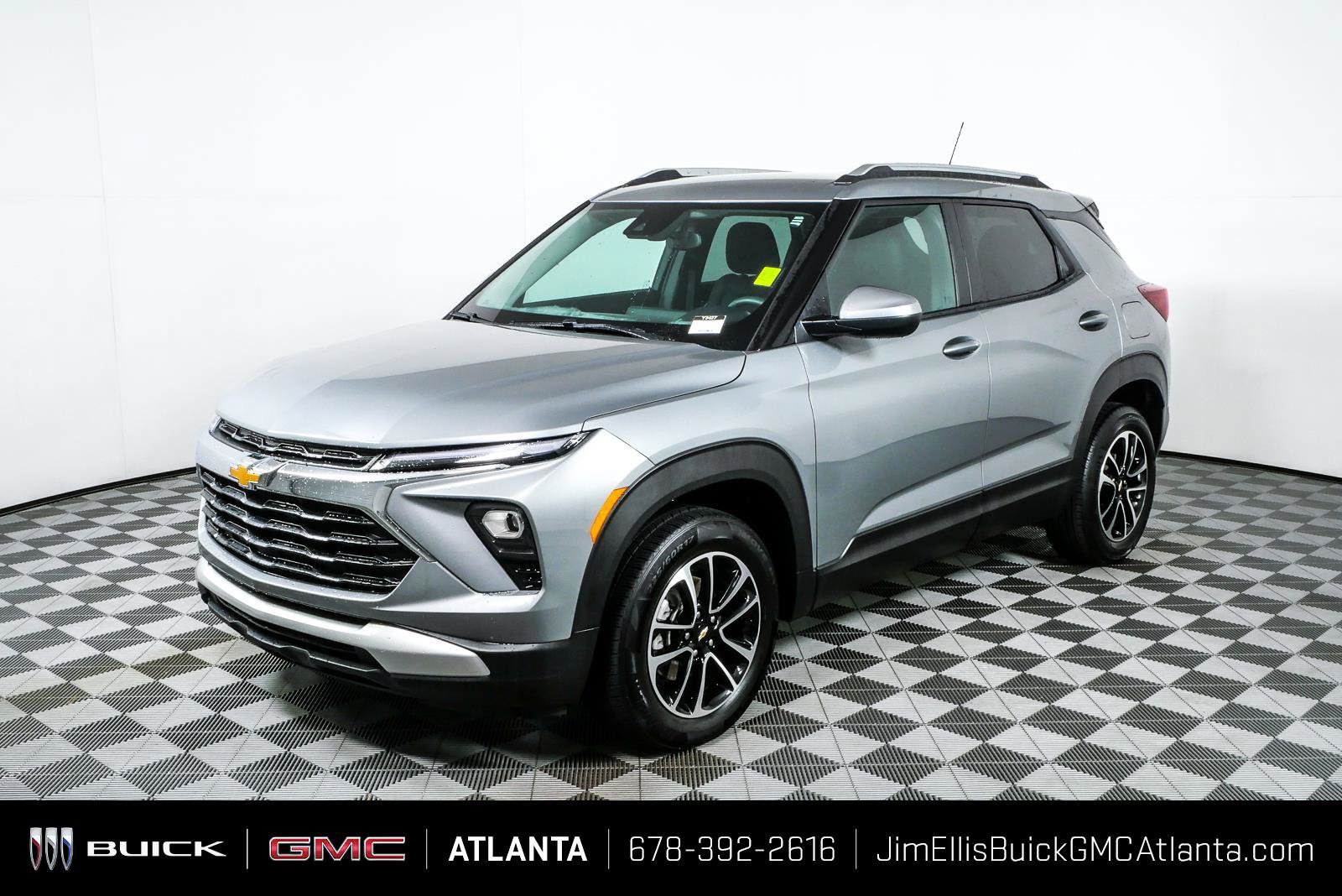 Used 2025 Chevrolet TrailBlazer LT AWD/4WD image 23