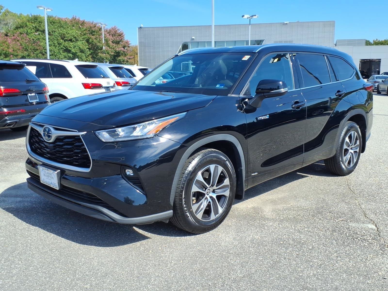 Used 2020 Toyota Highlander XLE