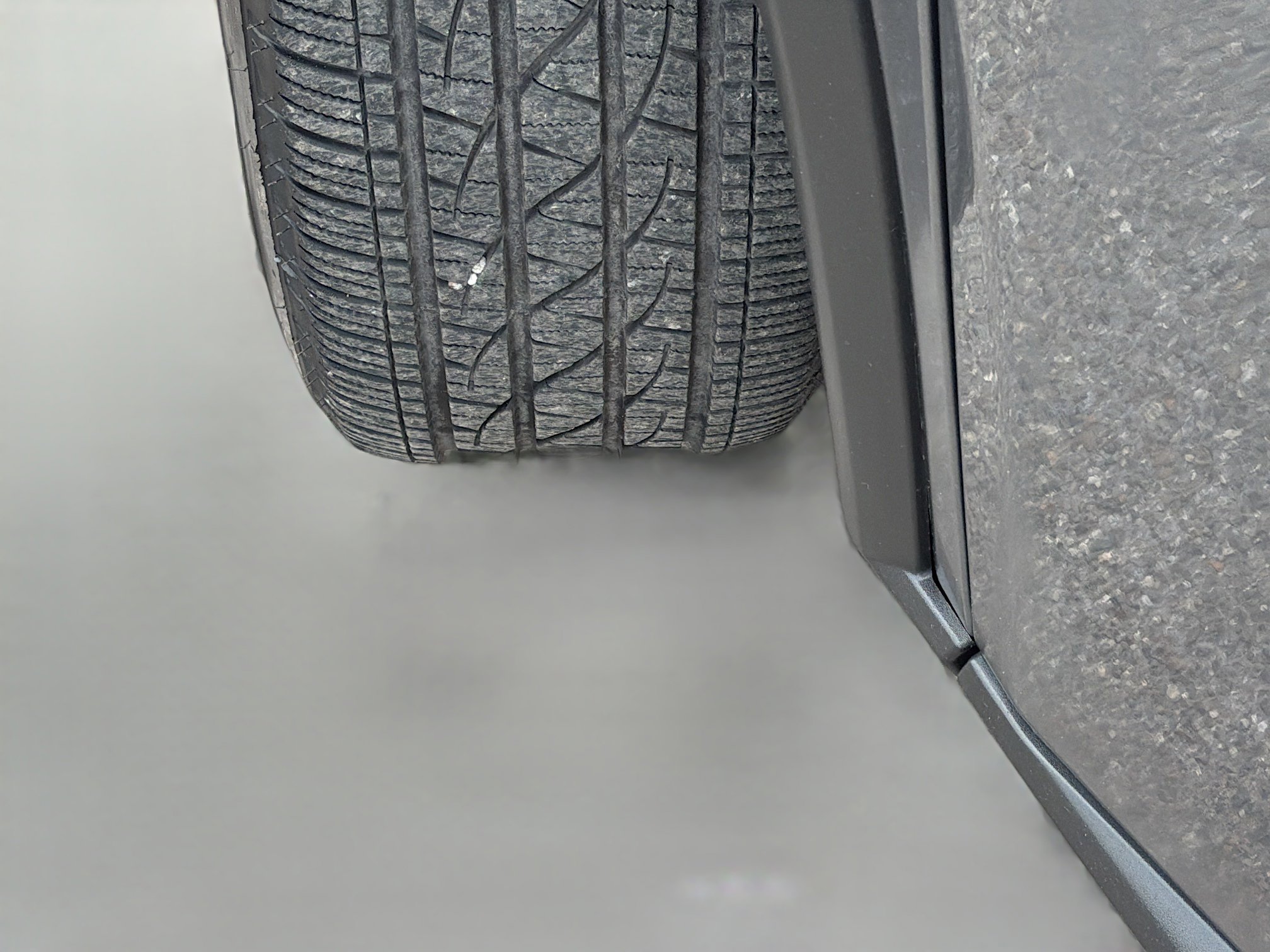 Used 2023 Nissan Rogue SV image 41