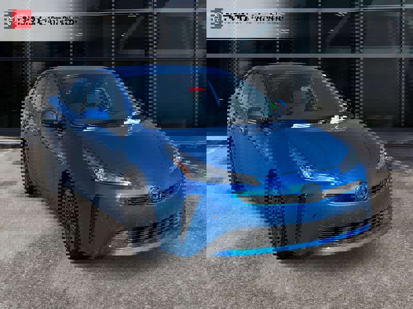 Used 2019 Toyota Prius XLE image 1