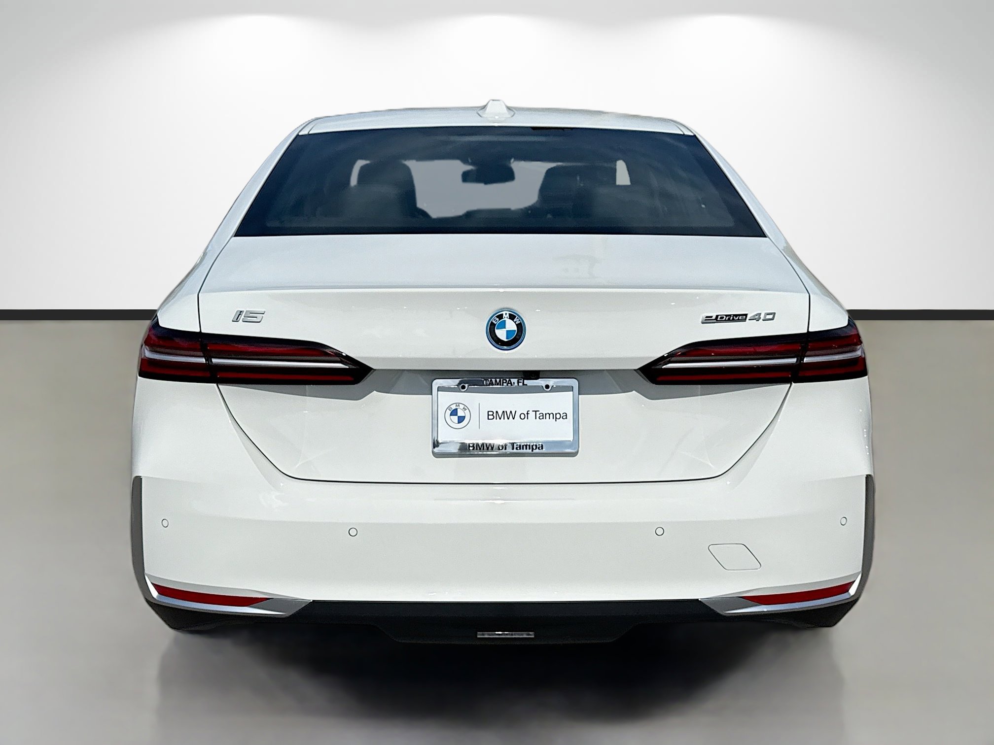 New 2026 BMW i5 eDrive40 RWD image 4