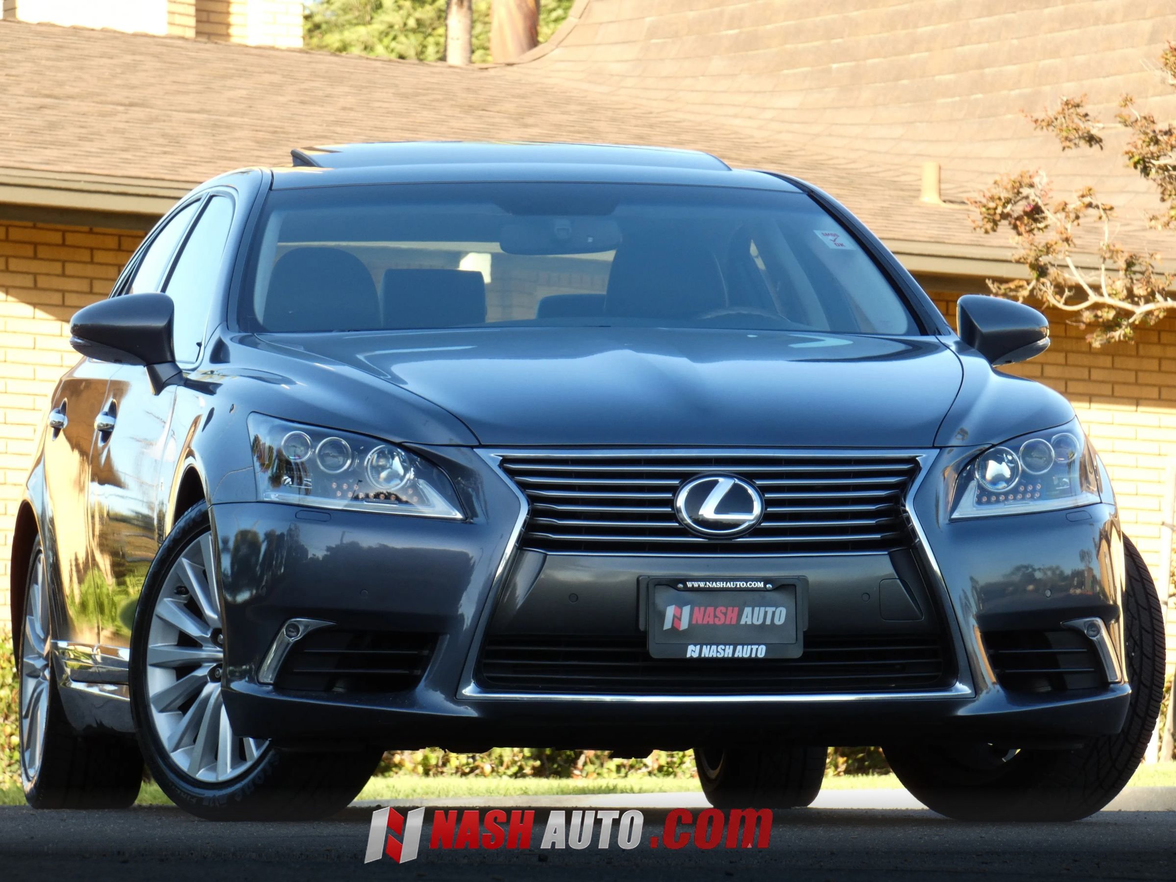 Used 2013 Lexus LS 460 w/ Ultra Luxury Pkg RWD image 5
