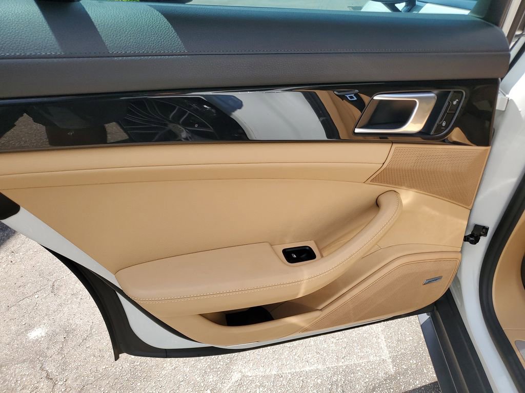 Used 2018 Porsche Panamera 4 AWD/4WD image 11
