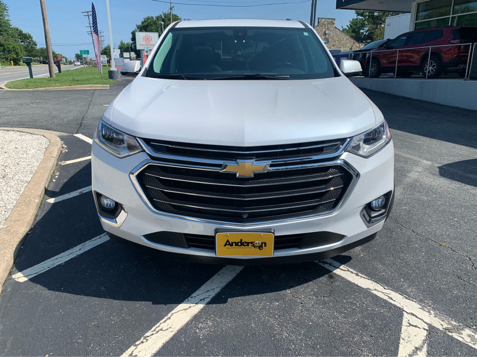 Used 2020 Chevrolet Traverse Premier AWD/4WD image 2