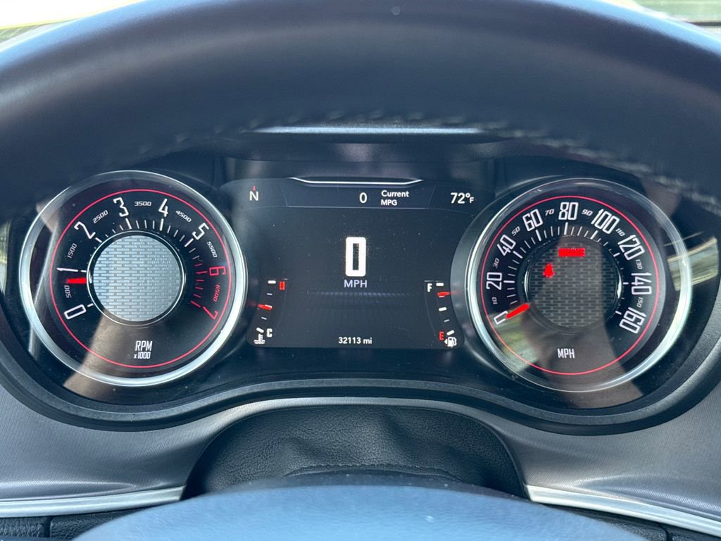 Used 2022 Dodge Challenger R/T w/ Performance Handling Group image 17