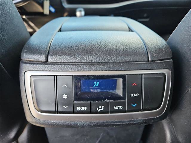 Certified 2019 Toyota Highlander Plus FWD image 16