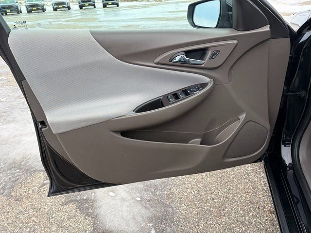Used 2024 Chevrolet Malibu LT image 17