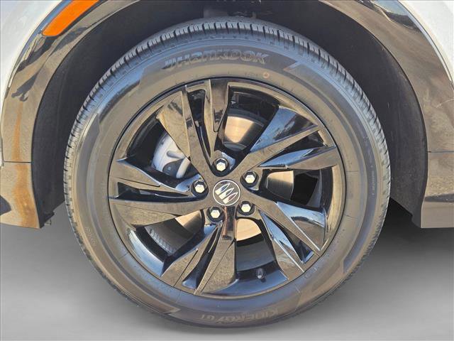 Used 2024 Buick Encore GX Sport Touring image 22