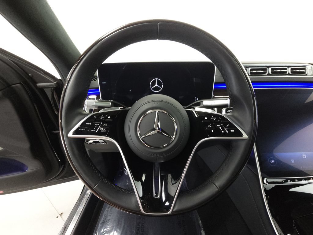Used 2024 Mercedes-Benz S 580e 4MATIC Sedan image 12