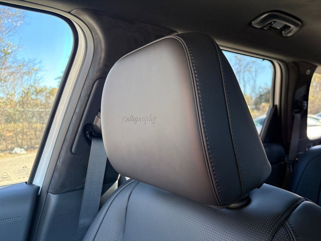 New 2026 Hyundai Palisade Calligraphy FWD image 16