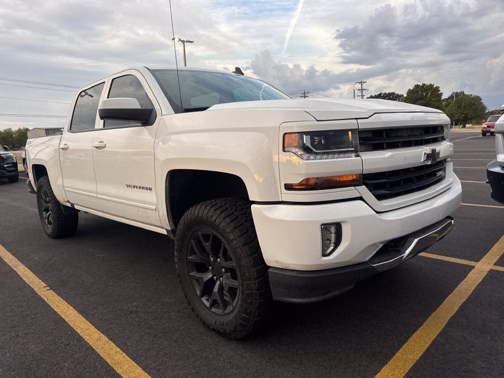 Used 2016 Chevrolet Silverado 1500 LT w/ All Star Edition AWD/4WD image 3