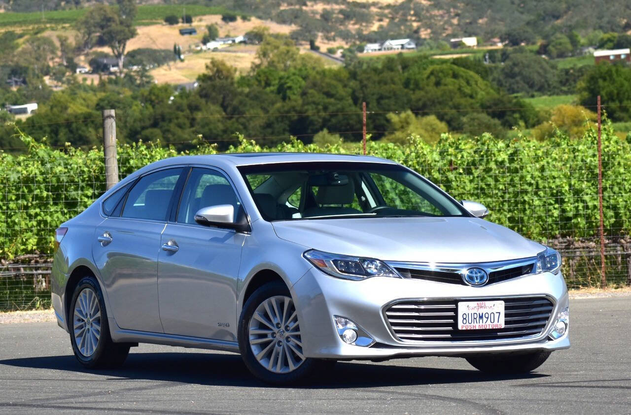 Used 2014 Toyota Avalon Limited w/ Technology Package FWD image 2