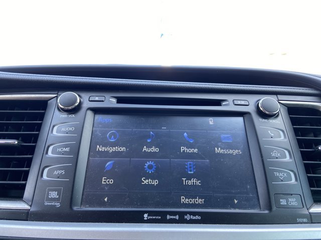 Used 2017 Toyota Highlander Limited Platinum AWD/4WD image 38