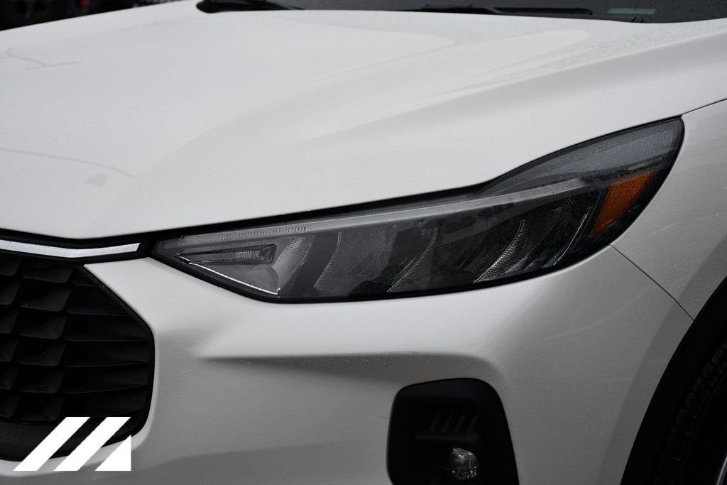 New 2024 Ford Escape SE FWD image 33