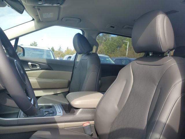 New 2026 Kia Carnival FWD image 14