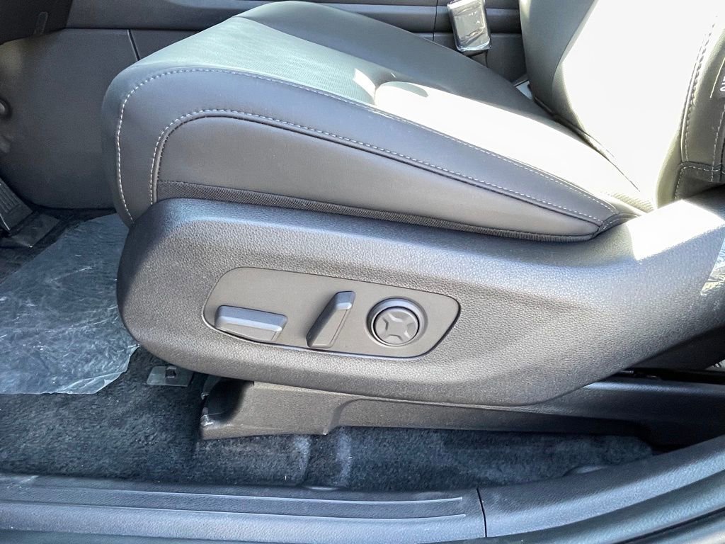 New 2026 Kia Carnival SX w/ SX Dark Edition Package image 10