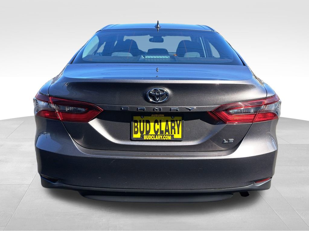 Used 2022 Toyota Camry LE w/ Convenience Package FWD image 5