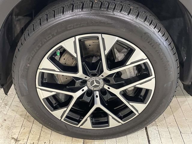 Used 2025 Mercedes-Benz GLC 350e 4MATIC image 13