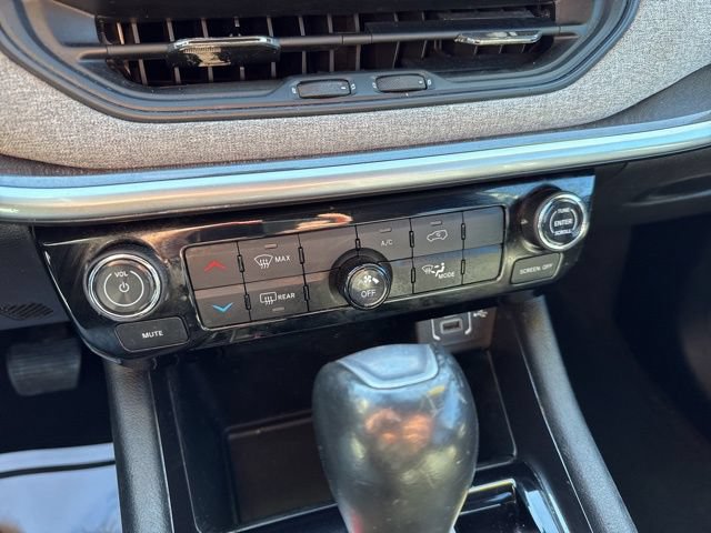 Used 2023 Jeep Compass Latitude AWD/4WD image 14