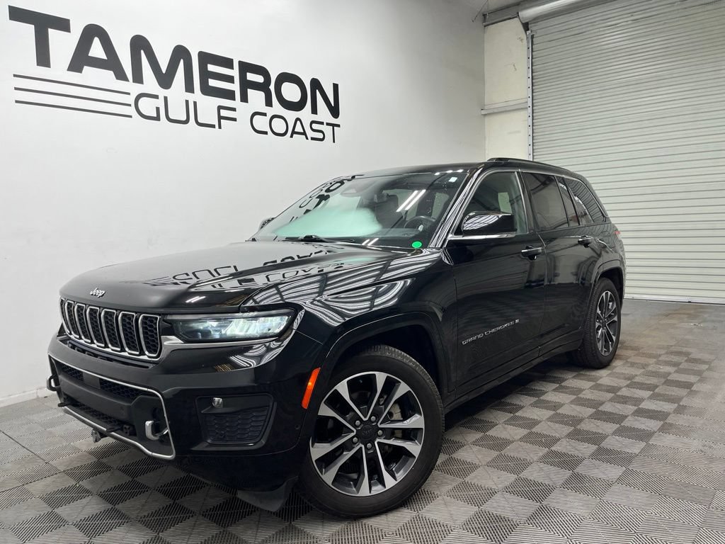 Used 2022 Jeep Grand Cherokee Overland w/ Luxury Tech Group IV AWD/4WD image 1
