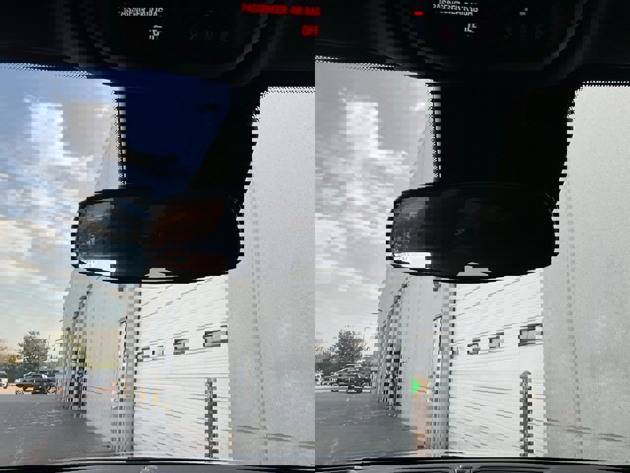 Used 2025 Buick Envista Sport Touring image 16