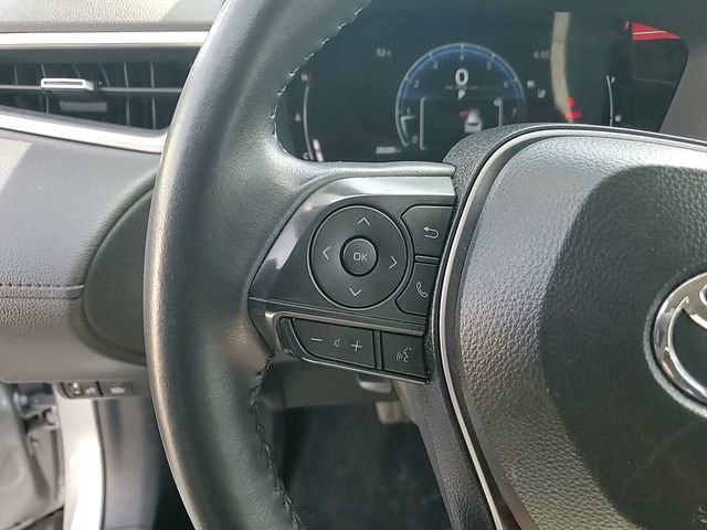 Certified 2025 Toyota Corolla Cross XLE image 14