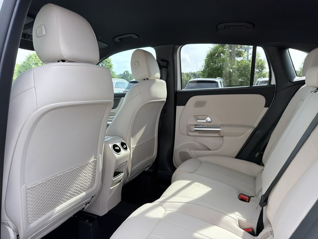 Certified 2026 Mercedes-Benz GLA 250 4MATIC image 12
