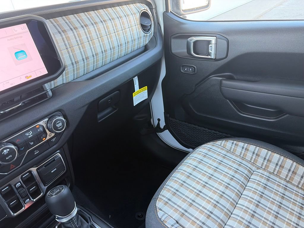 New 2026 Jeep Wrangler Unlimited Sport AWD/4WD image 13