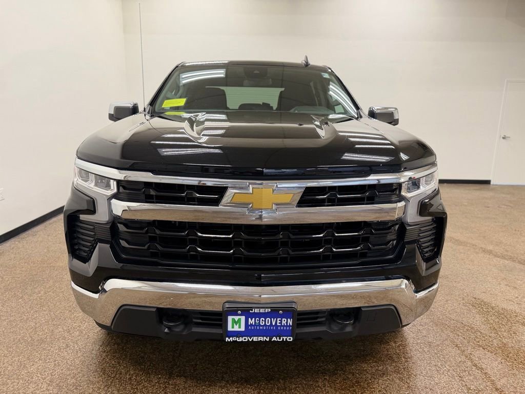 Used 2024 Chevrolet Silverado 1500 LT image 9