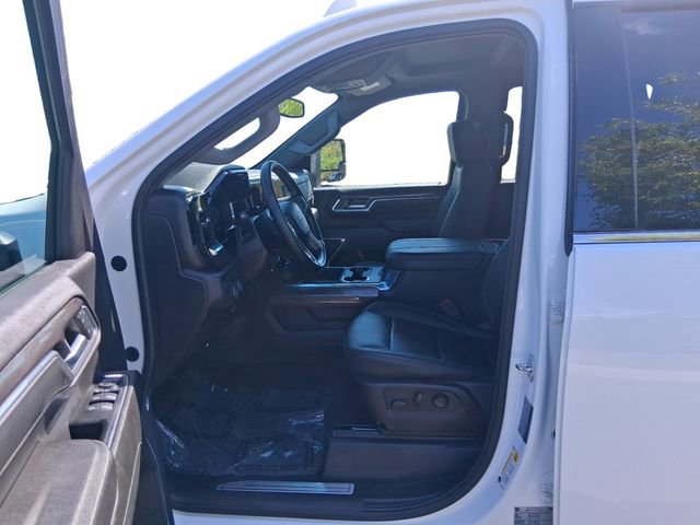 Used 2024 Chevrolet Silverado 2500 LTZ w/ LTZ Convenience Package image 10