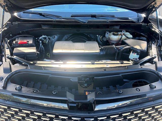 Used 2023 Cadillac Escalade Premium Luxury RWD image 11