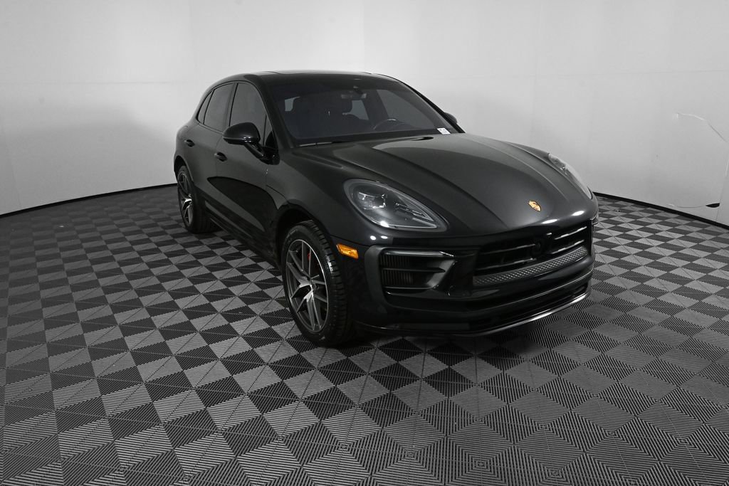 Used 2024 Porsche Macan S w/ Premium Plus Package image 23