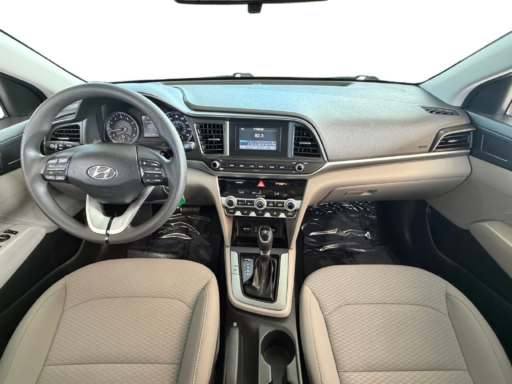 Used 2020 Hyundai Elantra SE FWD image 12