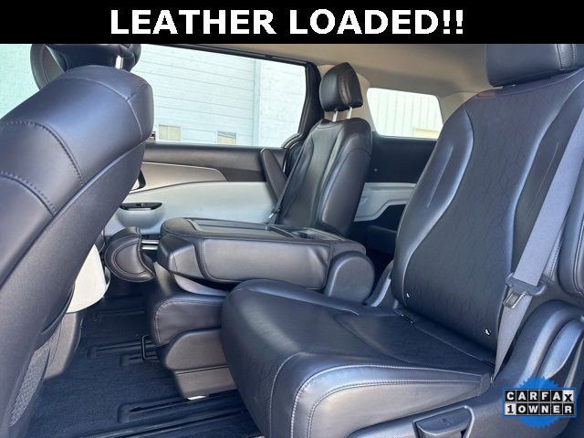 Used 2024 Kia Carnival LX image 27
