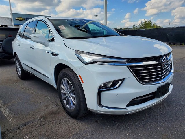 Certified 2024 Buick Enclave Essence