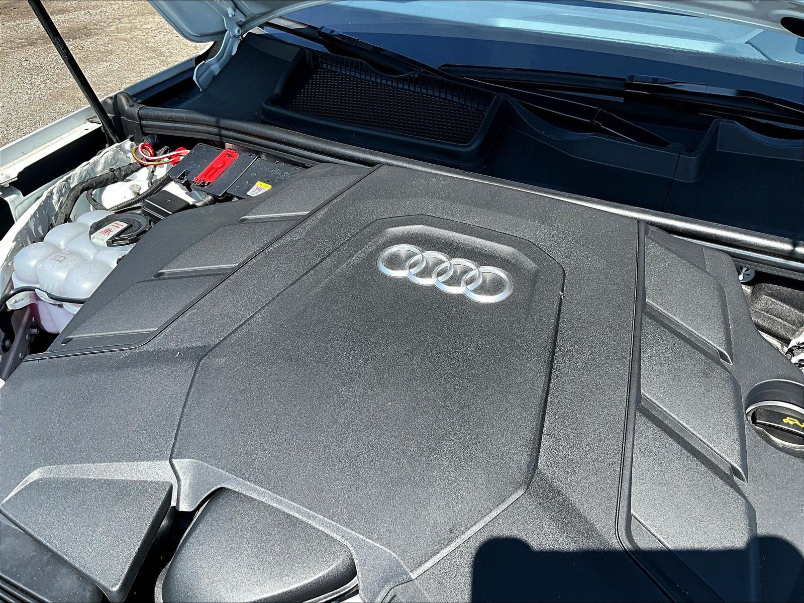 Used 2025 Audi Q7 3.0T Prestige AWD/4WD image 30