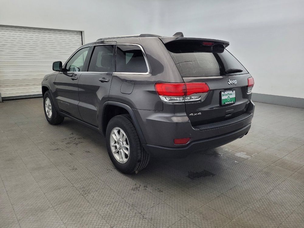 Used 2019 Jeep Grand Cherokee Laredo image 5