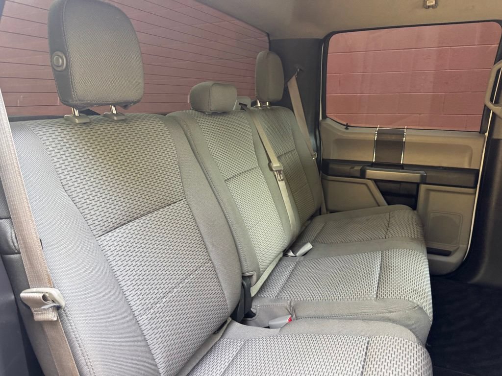 Used 2016 Ford F150 XLT AWD/4WD image 24