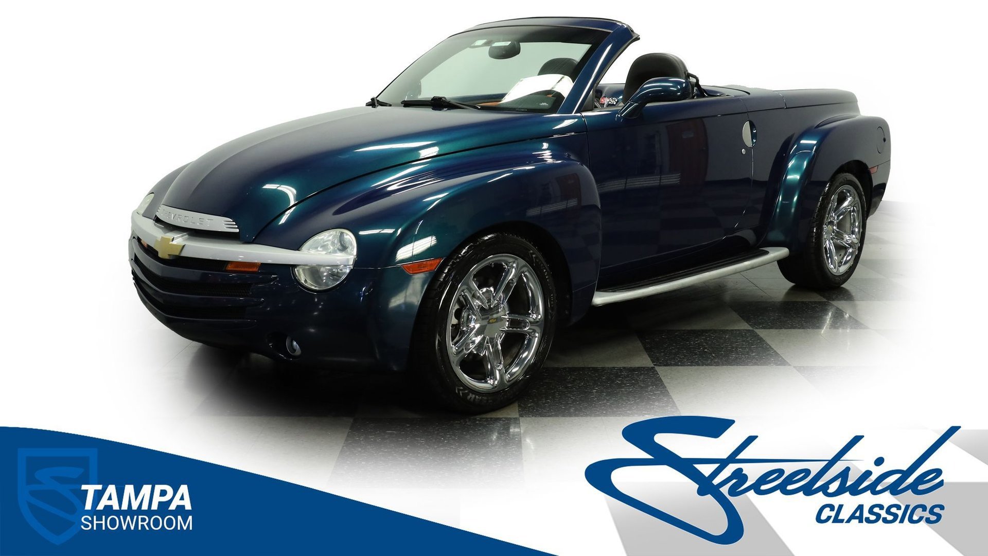 Used 2005 Chevrolet SSR w/ Preferred Equipment Group RWD image 1