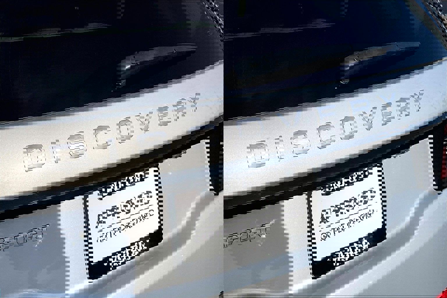 Used 2024 Land Rover Discovery Sport S AWD/4WD image 31